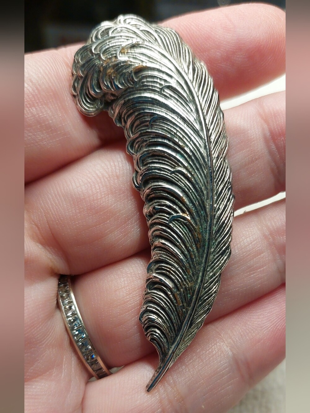 Sarah Coventry Silver Feather Pendant | Elegant Feather Charm in Silver Tone